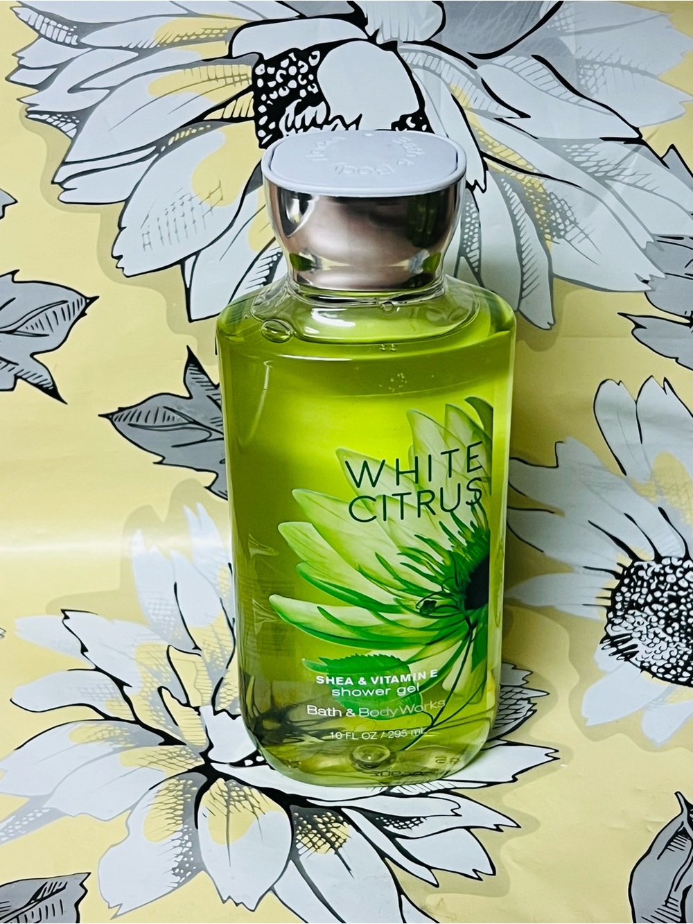 Bath & Body Works WHITE CITRUS Shower Gel (10 fl oz) - RETIRED